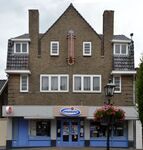 De gehele voorgevel, pal van voren
<br/>
Richard Keijzer, 2015-07-12